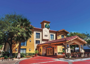 Гостиница Travelodge by Wyndham Houston Cy-Fair  Хьюстон